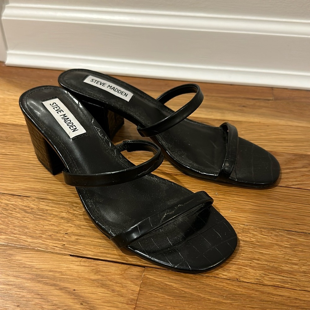 Steve Madden Black Crocodile Issy Slide Sandals